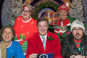 QI. Image shows from L to R: Alan Davies, Jo Brand, Stephen Fry, Brendan O'Carroll, Phill Jupitus. Copyright: TalkbackThames. QI. Image shows from L to R: Alan Davies, Jo Brand, Stephen Fry, Brendan O'Carroll, Phill Jupitus. Copyright: TalkbackThames.