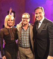 Alan Carr: Chatty Man. Image shows from L to R: Amanda Holden, Alan Carr, David Walliams. Copyright: Open Mike Productions. Alan Carr: Chatty Man. Image shows from L to R: Amanda Holden, Alan Carr, David Walliams. Copyright: Open Mike Productions.