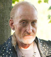 Common Ground. Floyd (Charles Dance). Copyright: Baby Cow Productions. Common Ground. Floyd (Charles Dance). Copyright: Baby Cow Productions.