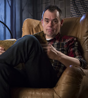 Crackanory. Kevin Eldon. Copyright: Tiger Aspect Productions. Crackanory. Kevin Eldon. Copyright: Tiger Aspect Productions.