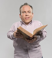 Crackanory. Warwick Davis. Copyright: Tiger Aspect Productions. Crackanory. Warwick Davis. Copyright: Tiger Aspect Productions.