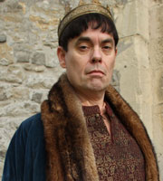 Horrible Histories. William The Conqueror (Kevin Eldon). Copyright: Lion Television / Citrus Television. Horrible Histories. William The Conqueror (Kevin Eldon). Copyright: Lion Television / Citrus Television.