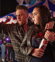 My Mad Fat Diary. Image shows from L to R: Simmy (Nick Preston), Rae Earl (Sharon Rooney). Copyright: Tiger Aspect Productions. My Mad Fat Diary. Image shows from L to R: Simmy (Nick Preston), Rae Earl (Sharon Rooney). Copyright: Tiger Aspect Productions.