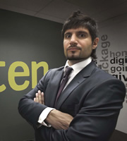 PhoneShop. Razz Prince (Kayvan Novak). Copyright: Talkback. PhoneShop. Razz Prince (Kayvan Novak). Copyright: Talkback.