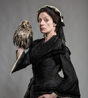 Psychobitches. Florence Nightingale (Michelle Gomez). Copyright: Tiger Aspect Productions. Psychobitches. Florence Nightingale (Michelle Gomez). Copyright: Tiger Aspect Productions.