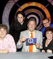 QI. Image shows from L to R: Alan Davies, Ross Noble, Stephen Fry, Sean Lock, Ruby Wax. Copyright: TalkbackThames. QI. Image shows from L to R: Alan Davies, Ross Noble, Stephen Fry, Sean Lock, Ruby Wax. Copyright: TalkbackThames.