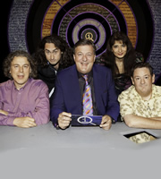 QI. Image shows from L to R: Alan Davies, Ross Noble, Stephen Fry, Shappi Khorsandi, Johnny Vegas. Copyright: TalkbackThames. QI. Image shows from L to R: Alan Davies, Ross Noble, Stephen Fry, Shappi Khorsandi, Johnny Vegas. Copyright: TalkbackThames.