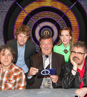 QI. Image shows from L to R: Alan Davies, Josh Widdicombe, Stephen Fry, Katherine Ryan, Phill Jupitus. Copyright: TalkbackThames. QI. Image shows from L to R: Alan Davies, Josh Widdicombe, Stephen Fry, Katherine Ryan, Phill Jupitus. Copyright: TalkbackThames.