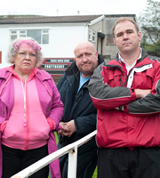 Stella. Image shows from L to R: Aunty Brenda (Di Botcher), Alan (Steve Speirs), Scott Quinnell. Copyright: Tidy Productions. Stella. Image shows from L to R: Aunty Brenda (Di Botcher), Alan (Steve Speirs), Scott Quinnell. Copyright: Tidy Productions.
