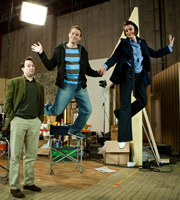 That Mitchell And Webb Look. Image shows from L to R: David Mitchell, Robert Webb, Keeley Hawes. Copyright: BBC. That Mitchell And Webb Look. Image shows from L to R: David Mitchell, Robert Webb, Keeley Hawes. Copyright: BBC.