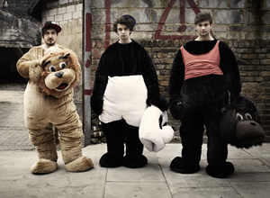 The Midnight Beast. Image shows from L to R: Dru (Andrew Wakely), Stef (Stefan Abingdon), Ash (Ashley Horne). Copyright: Warp Films / Cuba Comedy. The Midnight Beast. Image shows from L to R: Dru (Andrew Wakely), Stef (Stefan Abingdon), Ash (Ashley Horne). Copyright: Warp Films / Cuba Comedy.