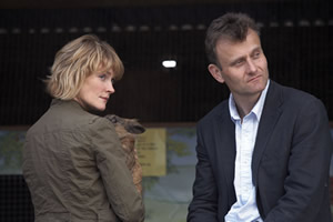 Outnumbered. Image shows from L to R: Sue (Claire Skinner), Pete (Hugh Dennis). Copyright: Hat Trick Productions. Outnumbered. Image shows from L to R: Sue (Claire Skinner), Pete (Hugh Dennis). Copyright: Hat Trick Productions.