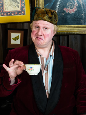 Pompidou. Pompidou (Matt Lucas). Copyright: John Stanley Productions. Pompidou. Pompidou (Matt Lucas). Copyright: John Stanley Productions.