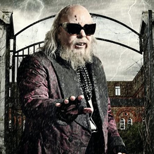 Psychoville. Oscar Lomax (Steve Pemberton). Copyright: BBC. Psychoville. Oscar Lomax (Steve Pemberton). Copyright: BBC.