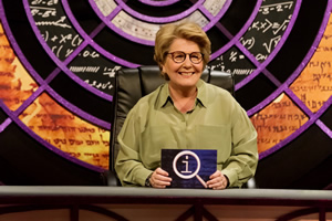QI. Sandi Toksvig. Copyright: TalkbackThames. QI. Sandi Toksvig. Copyright: TalkbackThames.