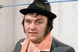 Sez Les. Les Dawson. Copyright: Yorkshire Television. Sez Les. Les Dawson. Copyright: Yorkshire Television.