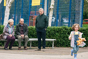 Breeders. Image shows from L to R: Jackie (Joanna Bacon), Jim (Alun Armstrong), Paul (Martin Freeman), Ava (Jayda Eyles). Copyright: Avalon Television. Breeders. Image shows from L to R: Jackie (Joanna Bacon), Jim (Alun Armstrong), Paul (Martin Freeman), Ava (Jayda Eyles). Copyright: Avalon Television.