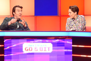 Dara O Briain's Go 8 Bit. Image shows from L to R: Jonathan Ross, Suzi Ruffell. Copyright: DLT Entertainment Ltd.. Dara O Briain's Go 8 Bit. Image shows from L to R: Jonathan Ross, Suzi Ruffell. Copyright: DLT Entertainment Ltd..
