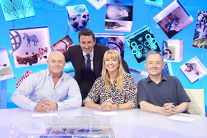 Duck Quacks Don't Echo. Image shows from L to R: Ross Kemp, Lee Mack, Sara Cox, Bob Mortimer. Copyright: Magnum Media. Duck Quacks Don't Echo. Image shows from L to R: Ross Kemp, Lee Mack, Sara Cox, Bob Mortimer. Copyright: Magnum Media.