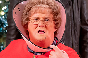 Mrs. Brown's Boys. Agnes Brown (Brendan O'Carroll). Copyright: BBC Studios. Mrs. Brown's Boys. Agnes Brown (Brendan O'Carroll). Copyright: BBC Studios.