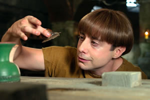 Plebs. Grumio (Ryan Sampson). Copyright: RISE Films. Plebs. Grumio (Ryan Sampson). Copyright: RISE Films.