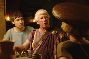 Plebs. Image shows from L to R: Marcus (Tom Rosenthal), Severus (Phil Davis). Copyright: RISE Films. Plebs. Image shows from L to R: Marcus (Tom Rosenthal), Severus (Phil Davis). Copyright: RISE Films.
