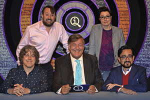 QI. Image shows from L to R: Alan Davies, David Mitchell, Stephen Fry, Sue Perkins, Sami Shah. Copyright: TalkbackThames. QI. Image shows from L to R: Alan Davies, David Mitchell, Stephen Fry, Sue Perkins, Sami Shah. Copyright: TalkbackThames.