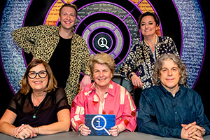 QI. Image shows from L to R: Liza Tarbuck, Joe Lycett, Sandi Toksvig, Zoe Lyons, Alan Davies. QI. Image shows from L to R: Liza Tarbuck, Joe Lycett, Sandi Toksvig, Zoe Lyons, Alan Davies.