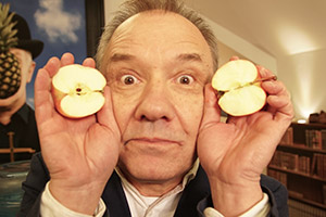 Taskmaster. Bob Mortimer. Copyright: Avalon Television. Taskmaster. Bob Mortimer. Copyright: Avalon Television.
