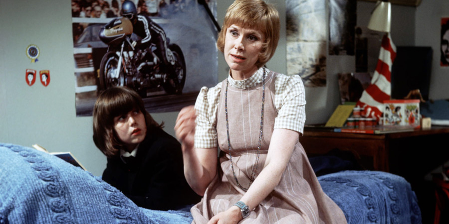 ...And Mother Makes Three. Image shows from L to R: Peter (David Parfitt), Sally Harrison (Wendy Craig). Copyright: Thames Television. ...And Mother Makes Three. Image shows from L to R: Peter (David Parfitt), Sally Harrison (Wendy Craig). Copyright: Thames Television.