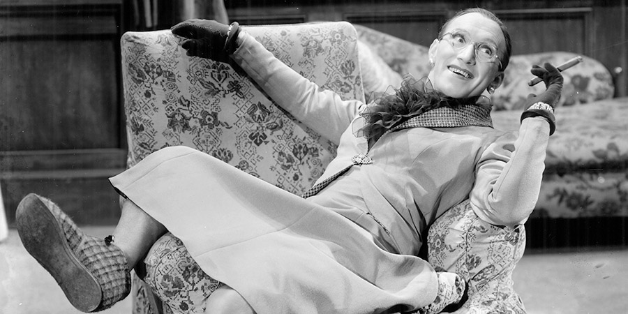 Charley's (Big-Hearted) Aunt. Arthur Linden (Arthur Askey). Copyright: Gainsborough Pictures 1928 Limited. Charley's (Big-Hearted) Aunt. Arthur Linden (Arthur Askey). Copyright: Gainsborough Pictures 1928 Limited.