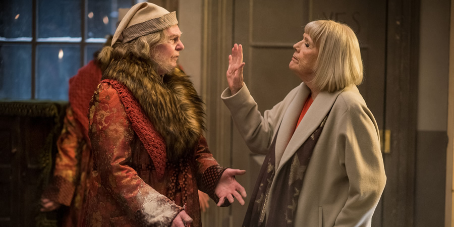 Derek Jacobi and Diana Rigg star in A Christmas Carol Goes Wrong - News - A Christmas Carol Goes Wrong Full Show Online