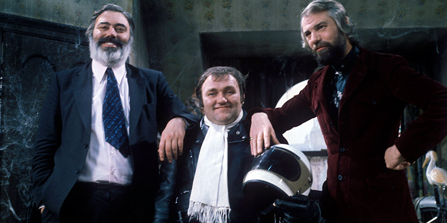 Dawsons Weekly. Image shows from L to R: Alan Simpson, Les Dawson, Ray Galton. Copyright: Yorkshire Television. Dawsons Weekly. Image shows from L to R: Alan Simpson, Les Dawson, Ray Galton. Copyright: Yorkshire Television.