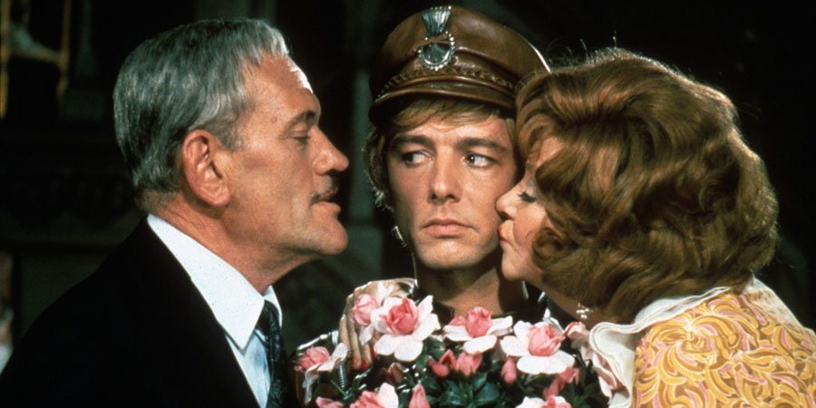 Entertaining Mr Sloane. Image shows from L to R: Ed (Alan Webb), Mr Sloane (Peter McEnery), Kath (Beryl Reid). Entertaining Mr Sloane. Image shows from L to R: Ed (Alan Webb), Mr Sloane (Peter McEnery), Kath (Beryl Reid).