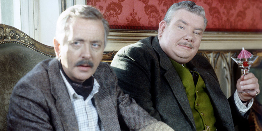 Ffizz. Image shows from L to R: Hugo Walker (Benjamin Whitrow), Jack Mowbray (Richard Griffiths). Copyright: Thames Television. Ffizz. Image shows from L to R: Hugo Walker (Benjamin Whitrow), Jack Mowbray (Richard Griffiths). Copyright: Thames Television.