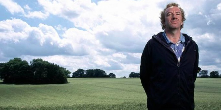 Grass. Billy Bleach (Simon Day). Copyright: BBC. Grass. Billy Bleach (Simon Day). Copyright: BBC.