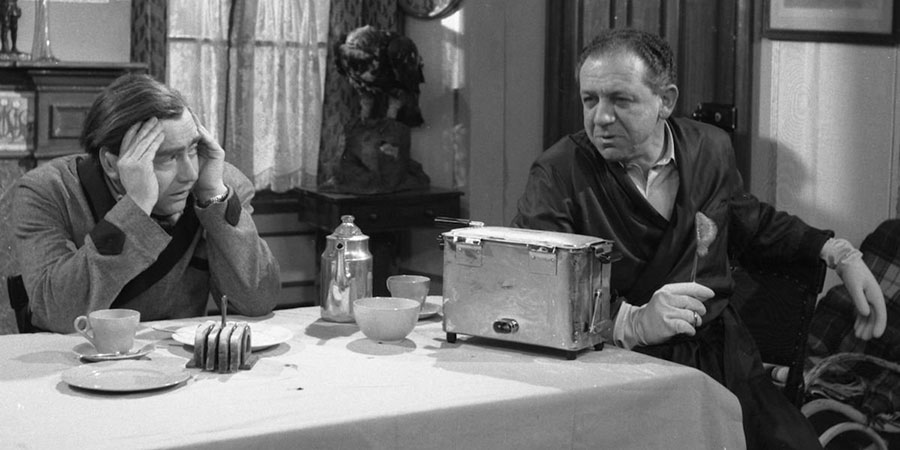 Hancock's Half Hour. Image shows from L to R: Anthony Aloysius St John Hancock (Tony Hancock), Sidney Balmoral James (Sid James). Copyright: BBC. Hancock's Half Hour. Image shows from L to R: Anthony Aloysius St John Hancock (Tony Hancock), Sidney Balmoral James (Sid James). Copyright: BBC.