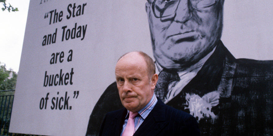 Hot Metal. Richard 'Dicky' Lipton (Richard Wilson). Copyright: London Weekend Television. Hot Metal. Richard 'Dicky' Lipton (Richard Wilson). Copyright: London Weekend Television.