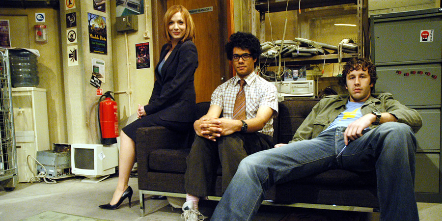 The IT Crowd. Image shows from L to R: Jen (Katherine Parkinson), Moss (Richard Ayoade), Roy (Chris O'Dowd). Copyright: TalkbackThames. The IT Crowd. Image shows from L to R: Jen (Katherine Parkinson), Moss (Richard Ayoade), Roy (Chris O'Dowd). Copyright: TalkbackThames.