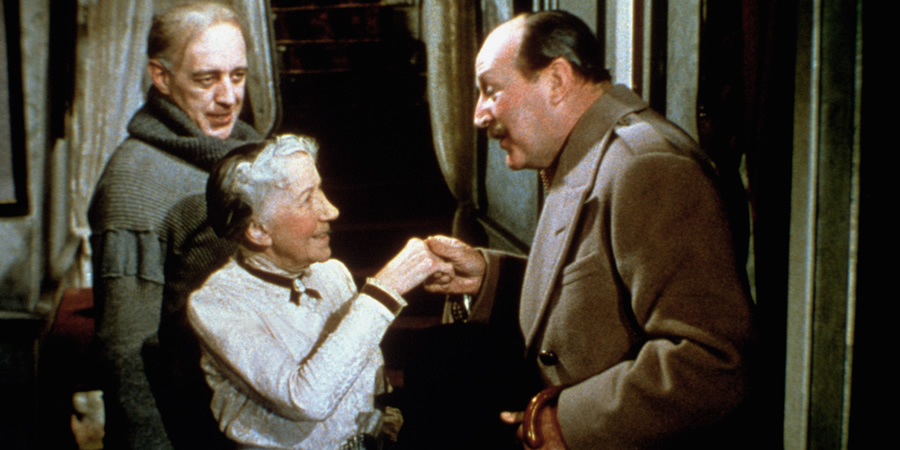 The Ladykillers. Image shows from L to R: Professor Marcus (Alec Guinness), Mrs. Wilberforce (Katie Johnson), Major Courtney (Cecil Parker). Copyright: Ealing Studios. The Ladykillers. Image shows from L to R: Professor Marcus (Alec Guinness), Mrs. Wilberforce (Katie Johnson), Major Courtney (Cecil Parker). Copyright: Ealing Studios.