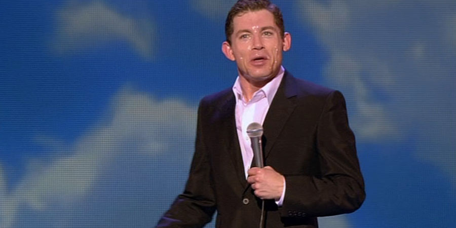 Lee Evans XL Tour 2005 Live. Lee Evans. Copyright: Little Mo Films. Lee Evans XL Tour 2005 Live. Lee Evans. Copyright: Little Mo Films.
