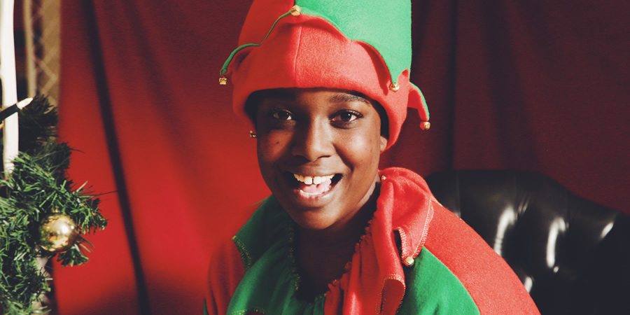 Lolly Adefope's Christmas. Lolly (Lolly Adefope). Copyright: Merman. Lolly Adefope's Christmas. Lolly (Lolly Adefope). Copyright: Merman.
