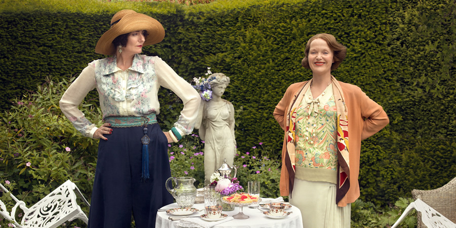 Mapp & Lucia. Image shows from L to R: Lucia Lucas (Anna Chancellor), Elizabeth Mapp (Miranda Richardson). Copyright: BBC. Mapp & Lucia. Image shows from L to R: Lucia Lucas (Anna Chancellor), Elizabeth Mapp (Miranda Richardson). Copyright: BBC.