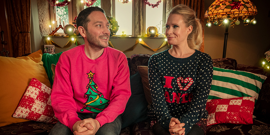 Meet The Richardsons. Image shows from L to R: Jon (Jon Richardson), Lucy (Lucy Beaumont). Meet The Richardsons. Image shows from L to R: Jon (Jon Richardson), Lucy (Lucy Beaumont).