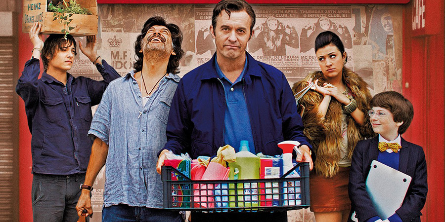 Papadopoulos & Sons. Image shows from L to R: James Papadopoulos (Frank Dillane), Spiros Papadopoulos (Georges Corraface), Harry Papadopoulos (Stephen Dillane), Katie Papadopoulos (Georgia Groome), Theo Papadopoulos (Thomas Underhill). Copyright: Double M Films. Papadopoulos & Sons. Image shows from L to R: James Papadopoulos (Frank Dillane), Spiros Papadopoulos (Georges Corraface), Harry Papadopoulos (Stephen Dillane), Katie Papadopoulos (Georgia Groome), Theo Papadopoulos (Thomas Underhill). Copyright: Double M Films.