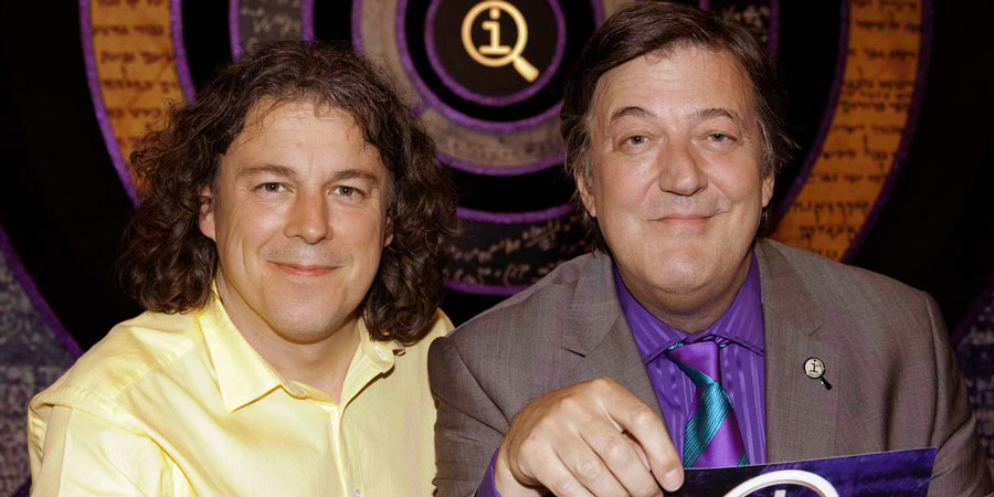 QI. Image shows from L to R: Alan Davies, Stephen Fry. Copyright: TalkbackThames. QI. Image shows from L to R: Alan Davies, Stephen Fry. Copyright: TalkbackThames.