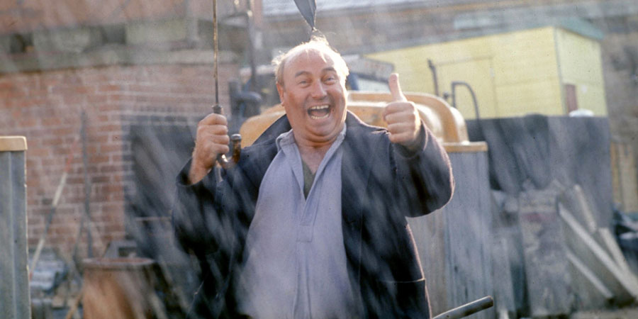 Oh No It's Selwyn Froggitt. Selwyn Froggitt (Bill Maynard). Copyright: Yorkshire Television. Oh No It's Selwyn Froggitt. Selwyn Froggitt (Bill Maynard). Copyright: Yorkshire Television.