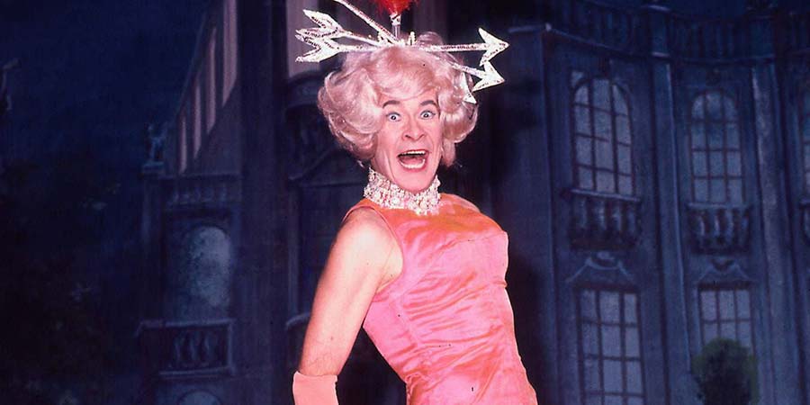 Comedy National Treasures: Stanley Baxter. Stanley Baxter. Copyright: Mirrorpix / Alamy. Comedy National Treasures: Stanley Baxter. Stanley Baxter. Copyright: Mirrorpix / Alamy.