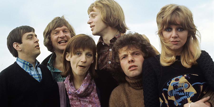 The Fenn Street Gang. Image shows from L to R: Frankie Abbott (David Barry), Eric Duffy (Peter Cleall), Maureen Bullock (Liz Gebhardt), Peter Craven (Leon Vitali), Dennis Dunstable (Peter Denyer), Sharon Eversleigh / Duffy (Carol Hawkins). Copyright: London Weekend Television / REX / Shutterstock. The Fenn Street Gang. Image shows from L to R: Frankie Abbott (David Barry), Eric Duffy (Peter Cleall), Maureen Bullock (Liz Gebhardt), Peter Craven (Leon Vitali), Dennis Dunstable (Peter Denyer), Sharon Eversleigh / Duffy (Carol Hawkins). Copyright: London Weekend Television / REX / Shutterstock.