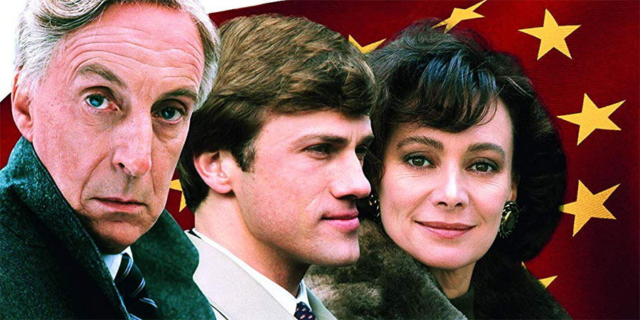 The Gravy Train Goes East. Image shows from L to R: Michael Spearpoint (Ian Richardson), Hans-Joachim Dorfmann (Christoph Waltz), Gianna Melchiori (Anita Zagaria). The Gravy Train Goes East. Image shows from L to R: Michael Spearpoint (Ian Richardson), Hans-Joachim Dorfmann (Christoph Waltz), Gianna Melchiori (Anita Zagaria).